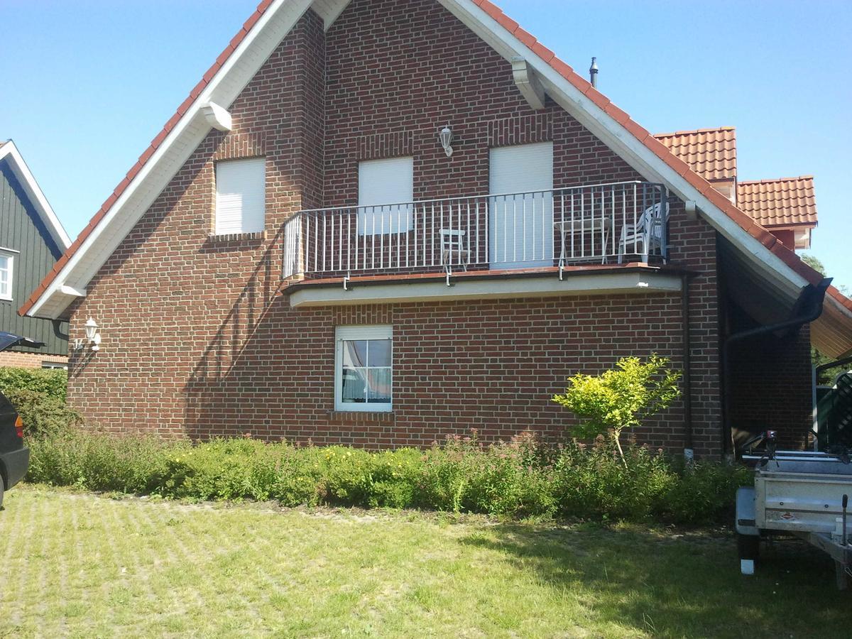 Appartmenthaus Am Bodden Wiek auf Rugen Bagian luar foto